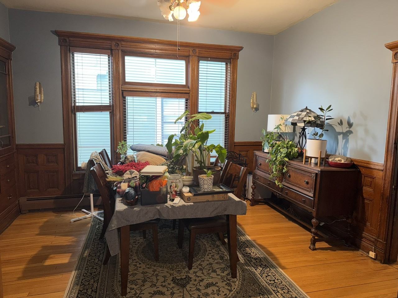 900 Laurel Ave - Photo 4 of 14