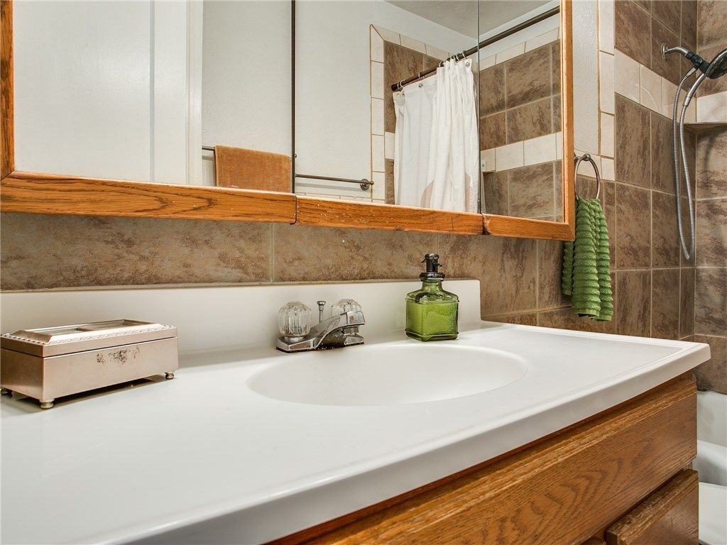 3720 Lafayette Ave - Photo 7 of 18