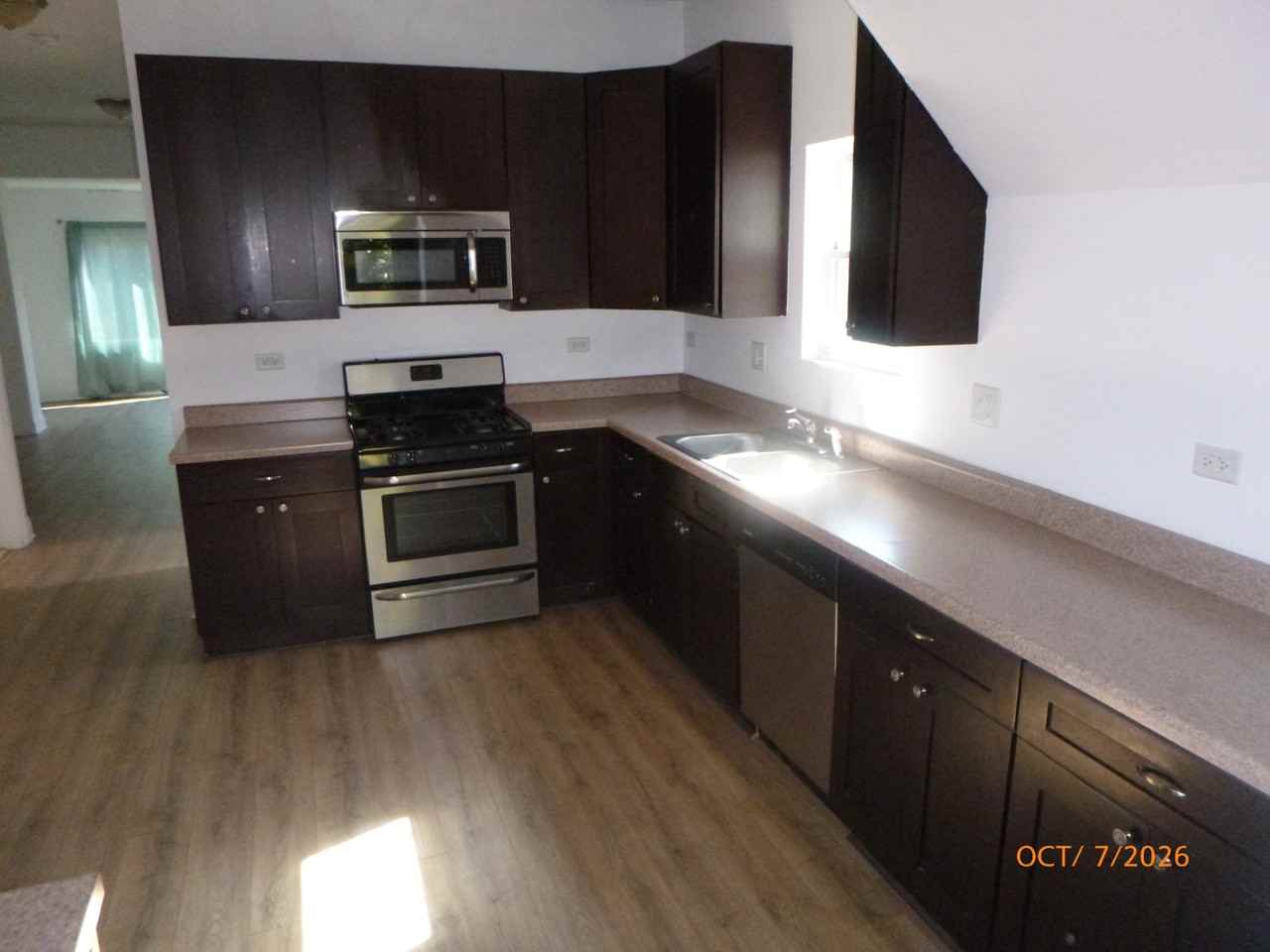 1236 Oak Park Ave #2 - Photo 4 of 11
