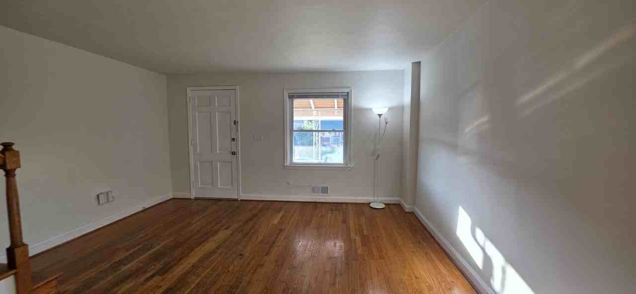 2233 Firethorn Rd - Photo 6 of 27