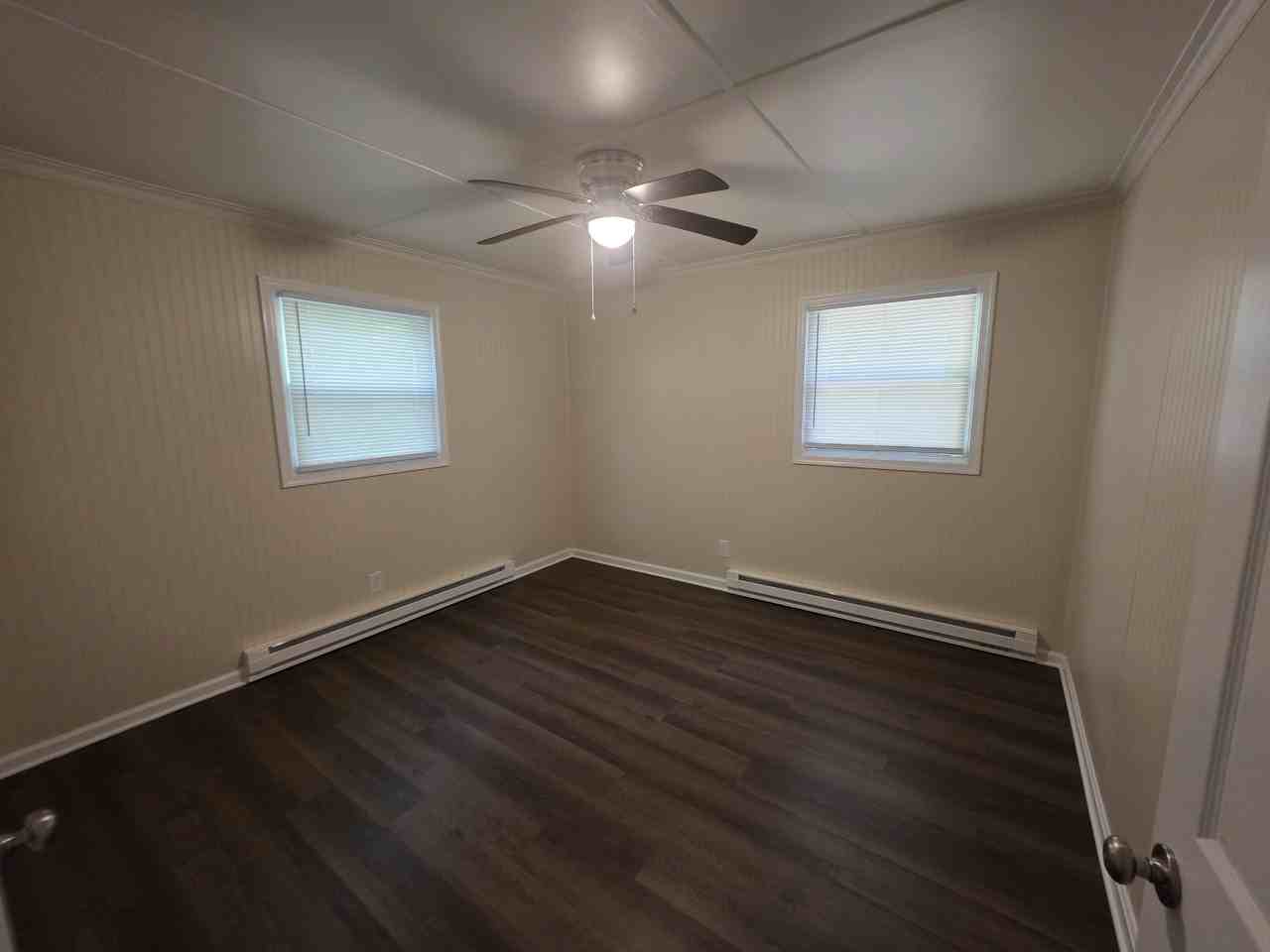 6044 Hedley Ct - Photo 4 of 8