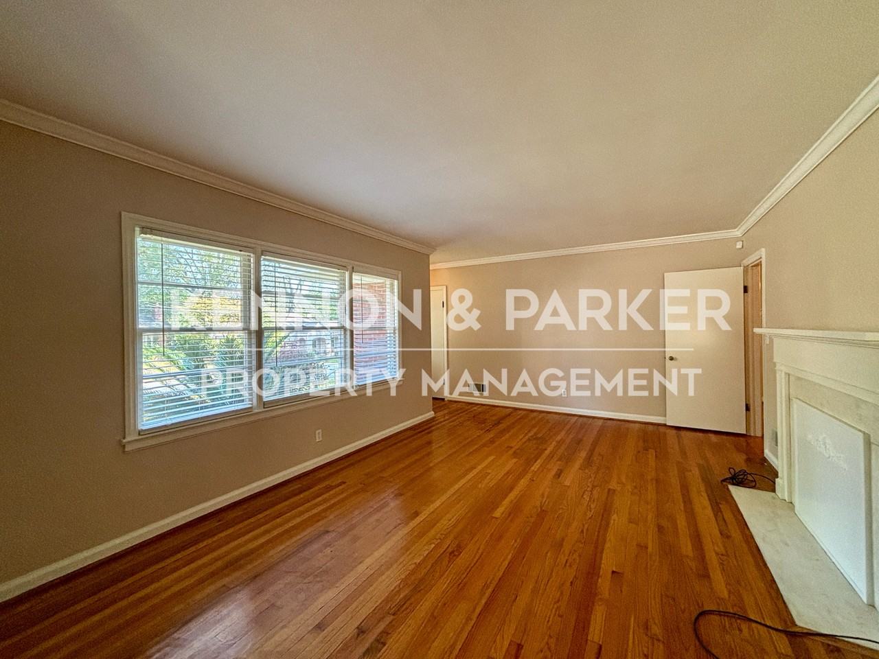 1810 Saint Elmo Dr - Photo 2 of 18