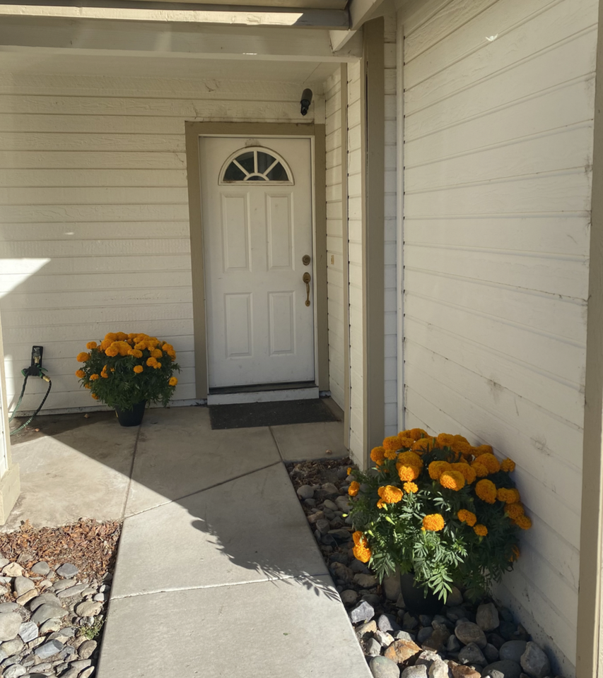 417 Valley Cir #AD - Photo 2 of 21