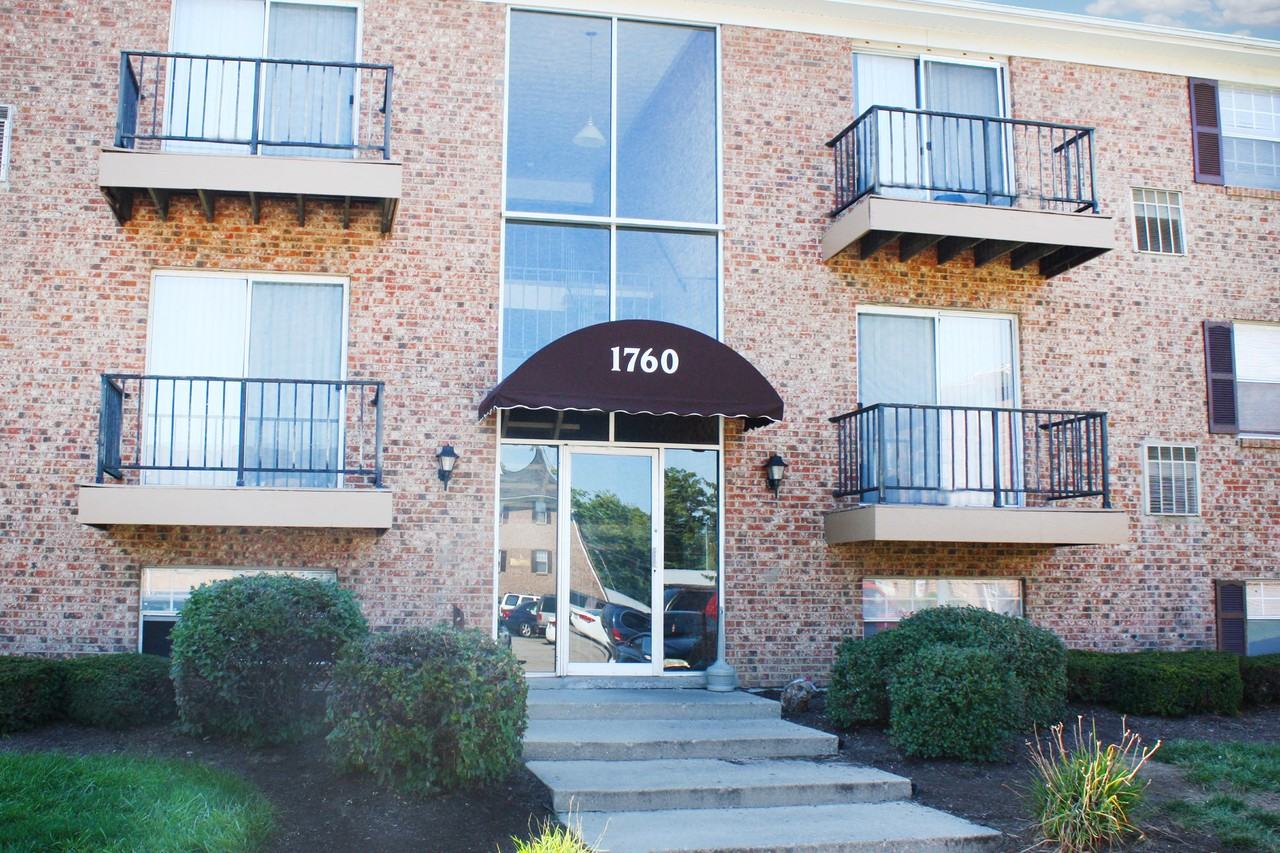 Crown Crossing Apartments - Photo 5 of 49
