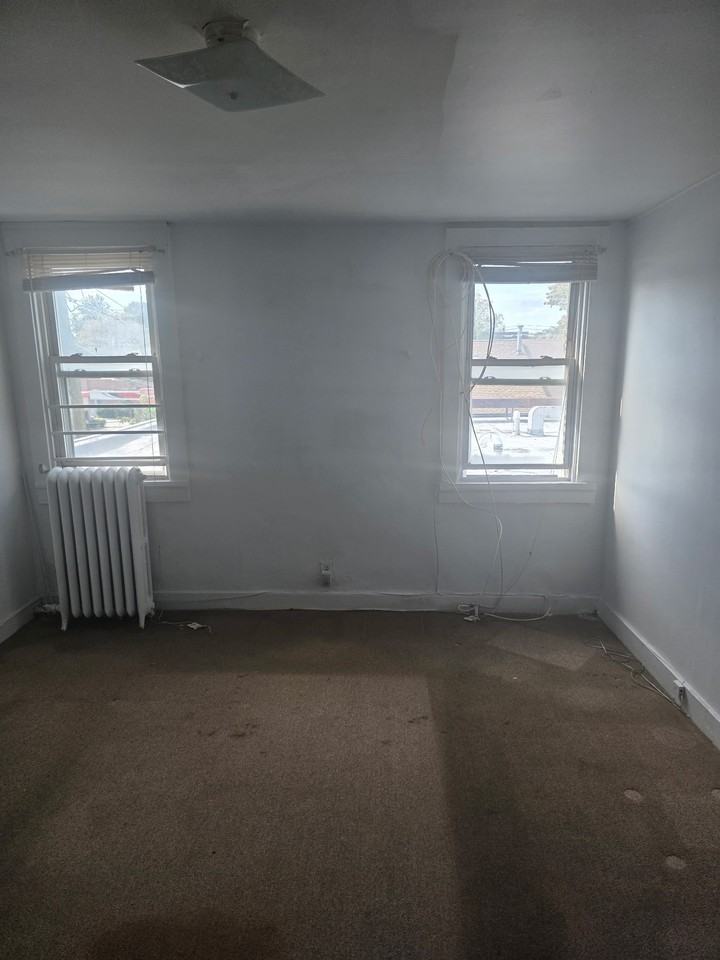 472 S 3rd Ave #1B - Photo 7 of 7
