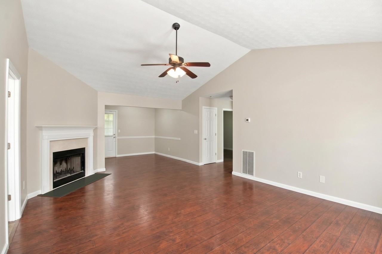 104 Live Oak Dr - Photo 6 of 15