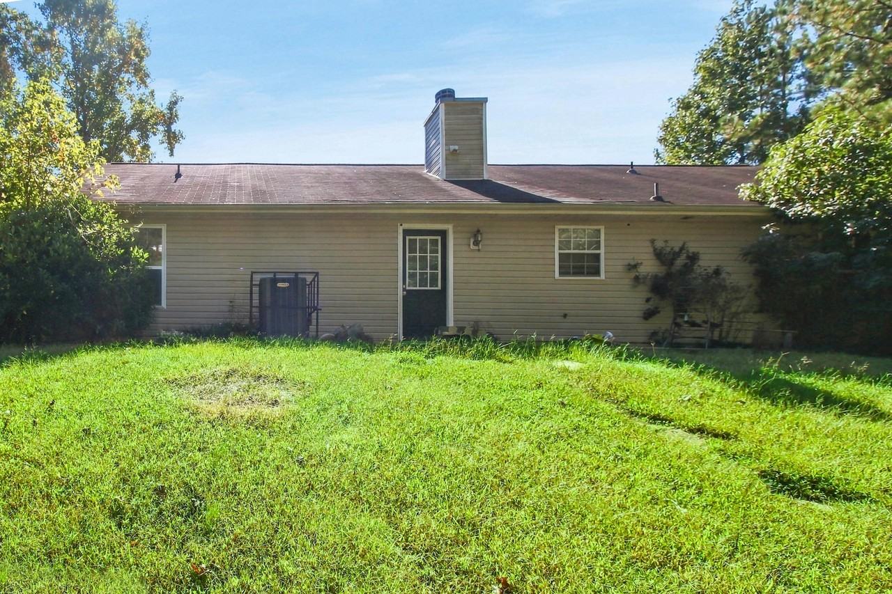104 Live Oak Dr - Photo 7 of 15