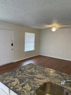 3200 Matthews Dr - Photo 4 of 14