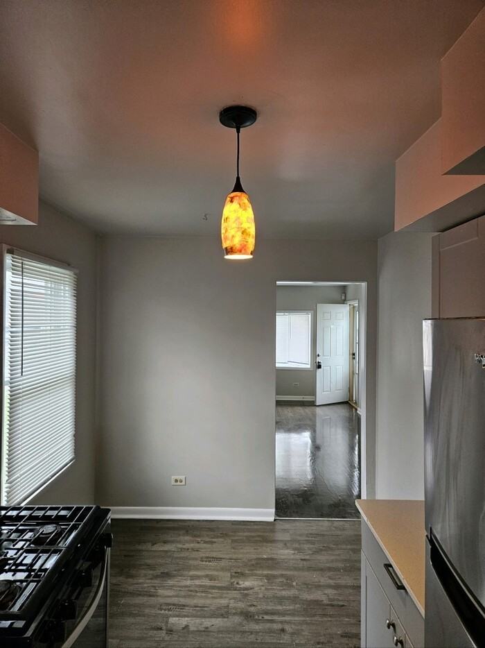 1231 Logan St - Photo 5 of 13