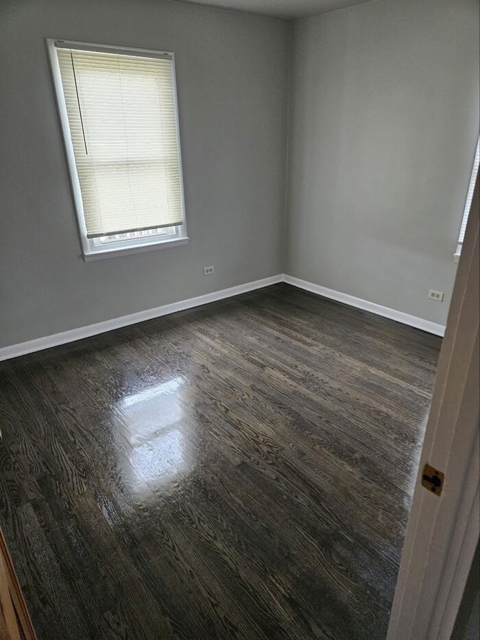 1231 Logan St - Photo 7 of 13