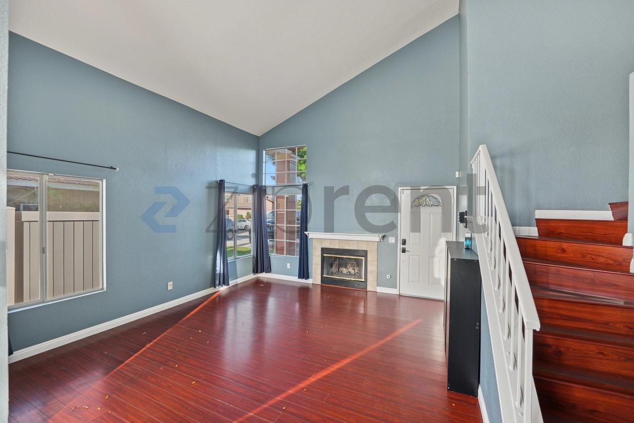 1130 Mako Ln - Photo 6 of 26