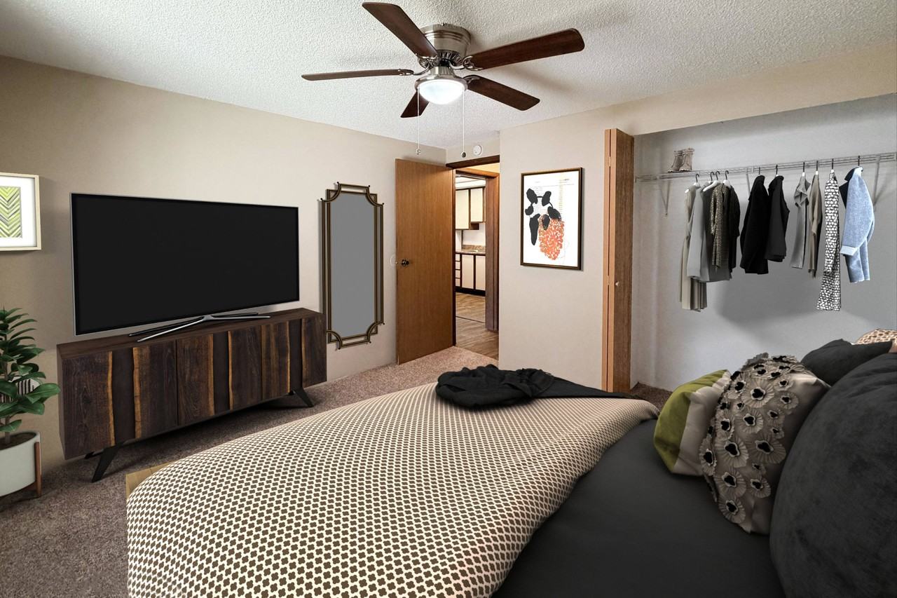 Daniel Court Apartments - Photo 7 of 50