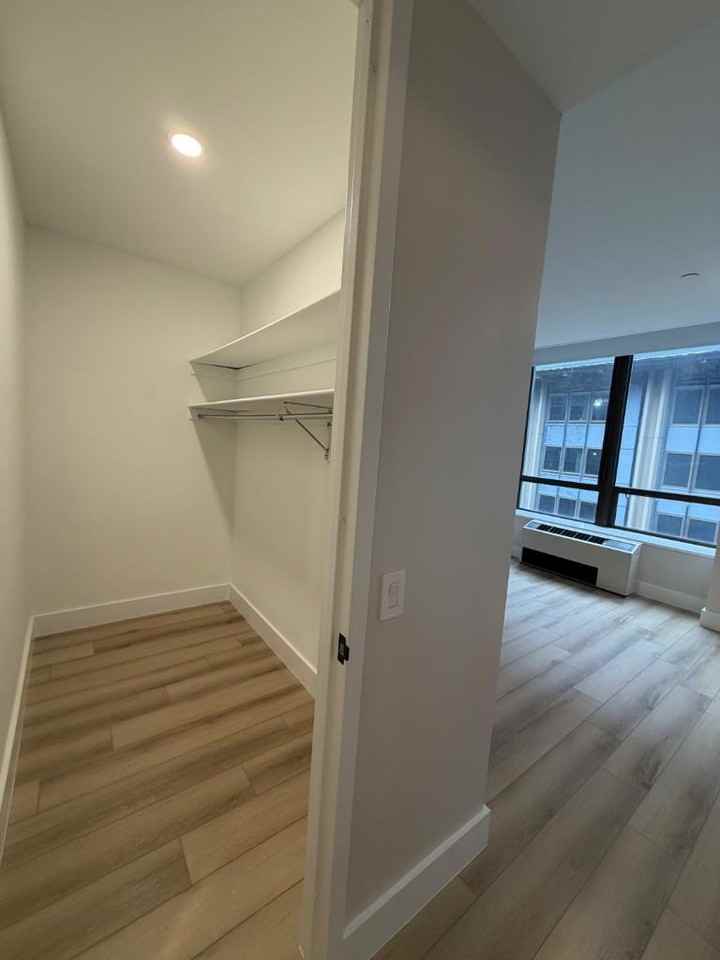 95 Wall St #1209 - Photo 2 of 10