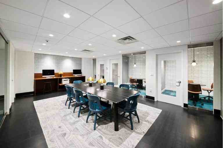 10 Hanover Sq #15SS - Photo 6 of 10