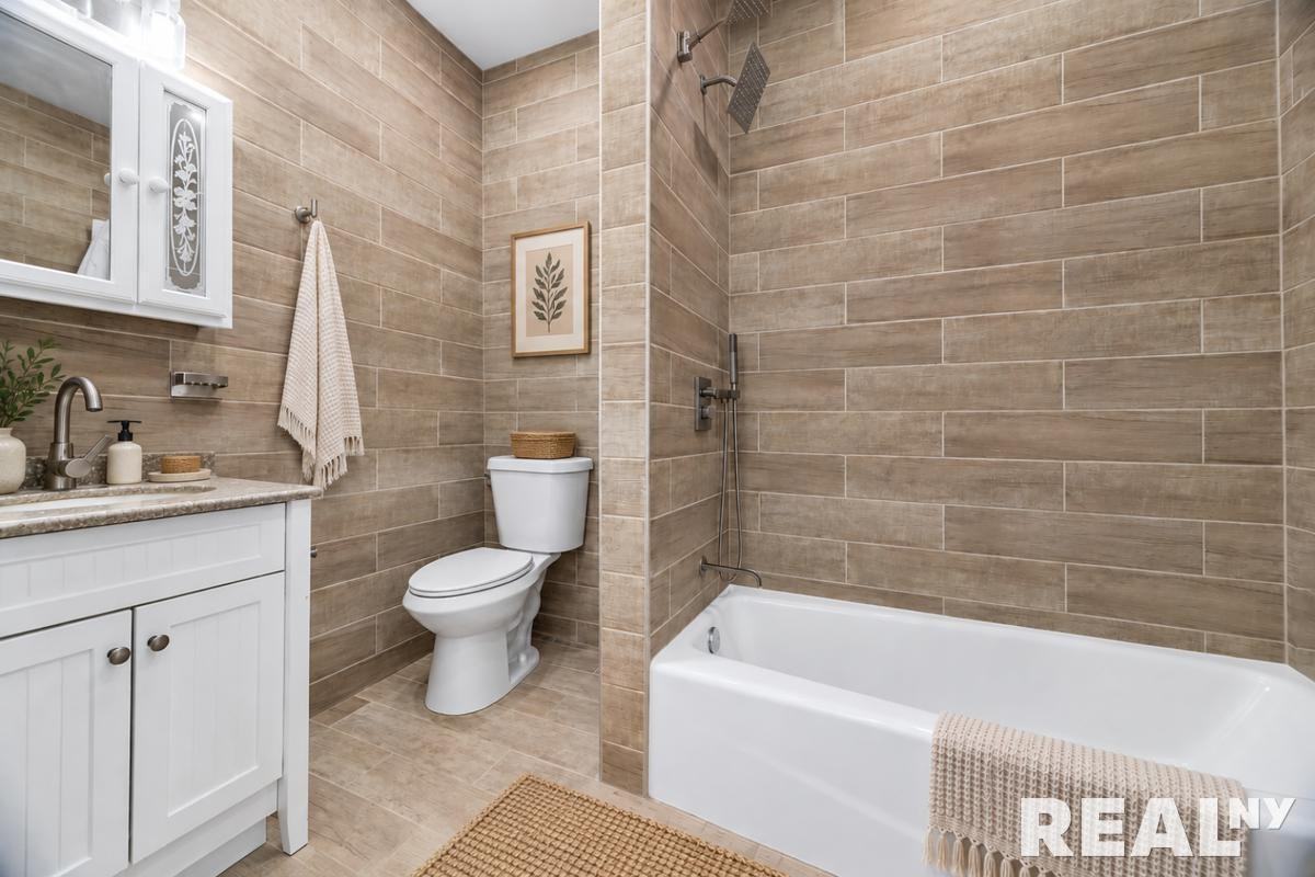 Broadway #2B - Photo 6 of 6