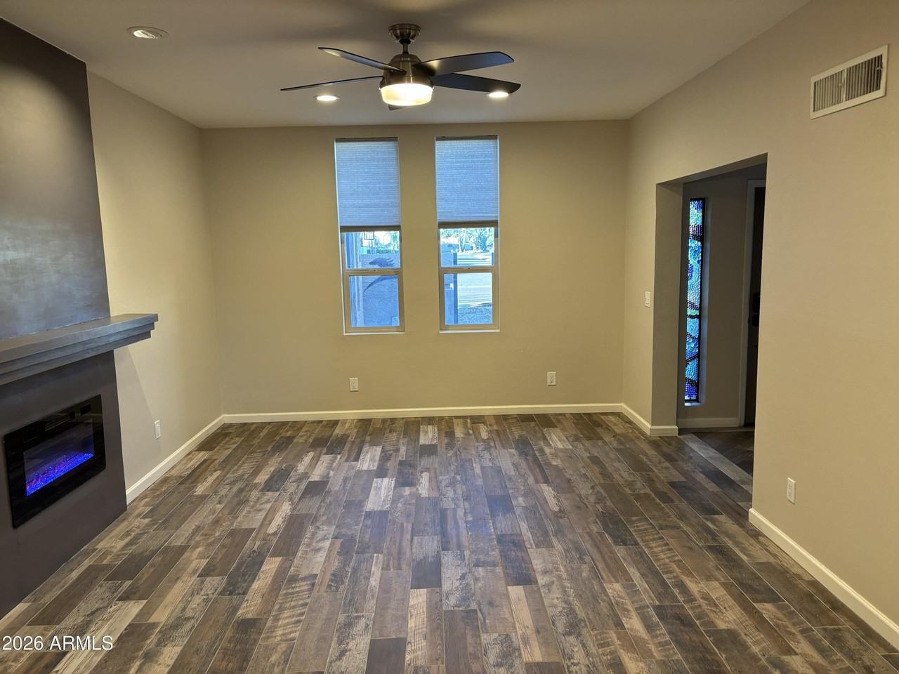 6701 E Kelton Ln #E - Photo 4 of 40