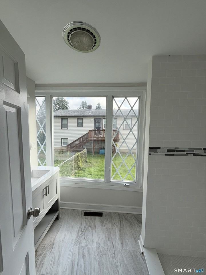 316WEST W Main St #1 - Photo 6 of 21