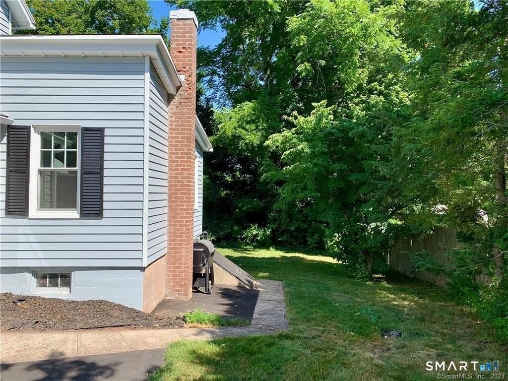 575 Butternut St #1 - Photo 3 of 25