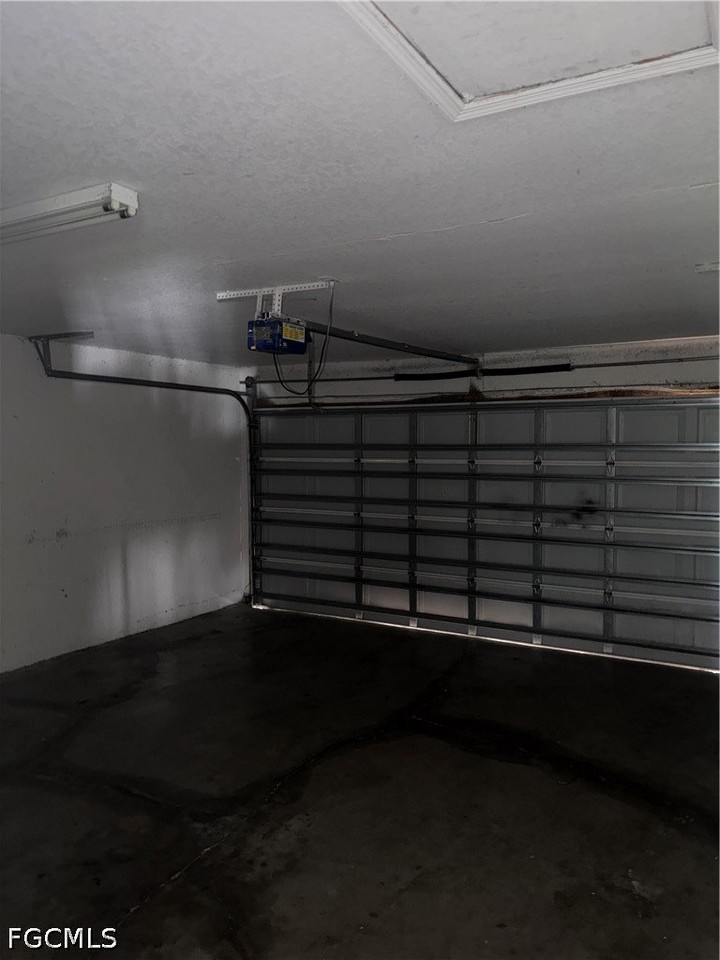 3307 Meadow Rd - Photo 7 of 9
