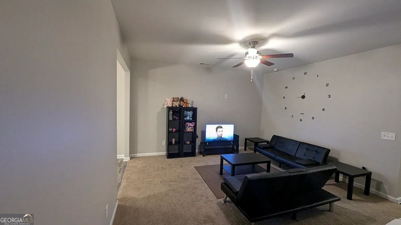 3324 Estes Dr - Photo 4 of 24