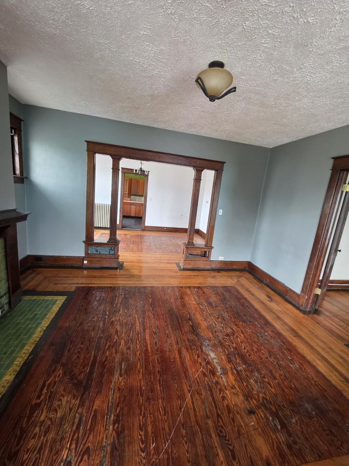 459 E 11th St #459-2ndFL - Photo 6 of 11