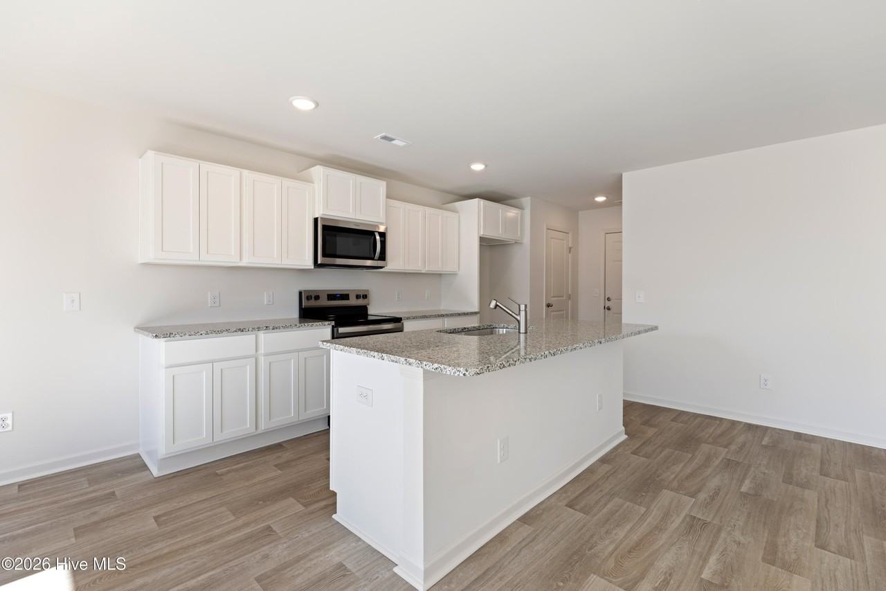 143 Maymont St Nw - Photo 5 of 27