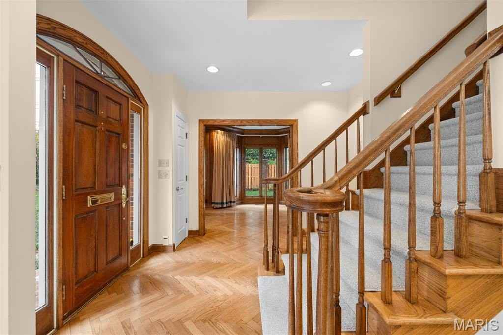 145 N Bemiston Ave - Photo 3 of 43