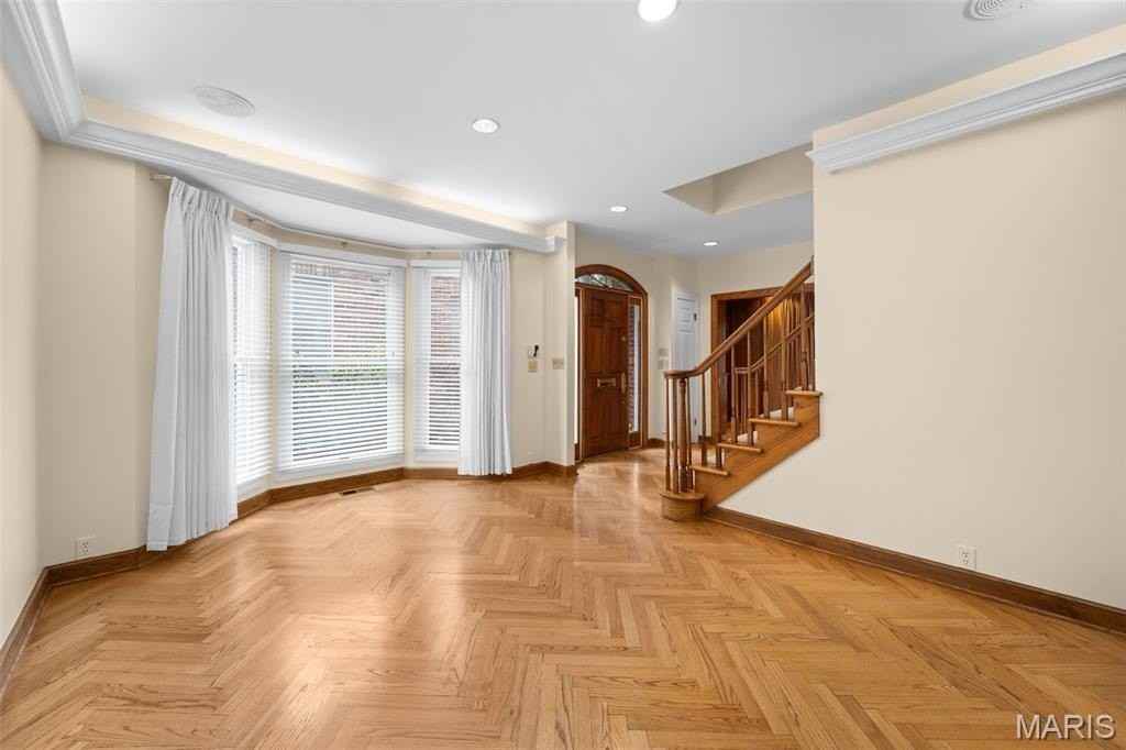 145 N Bemiston Ave - Photo 6 of 43