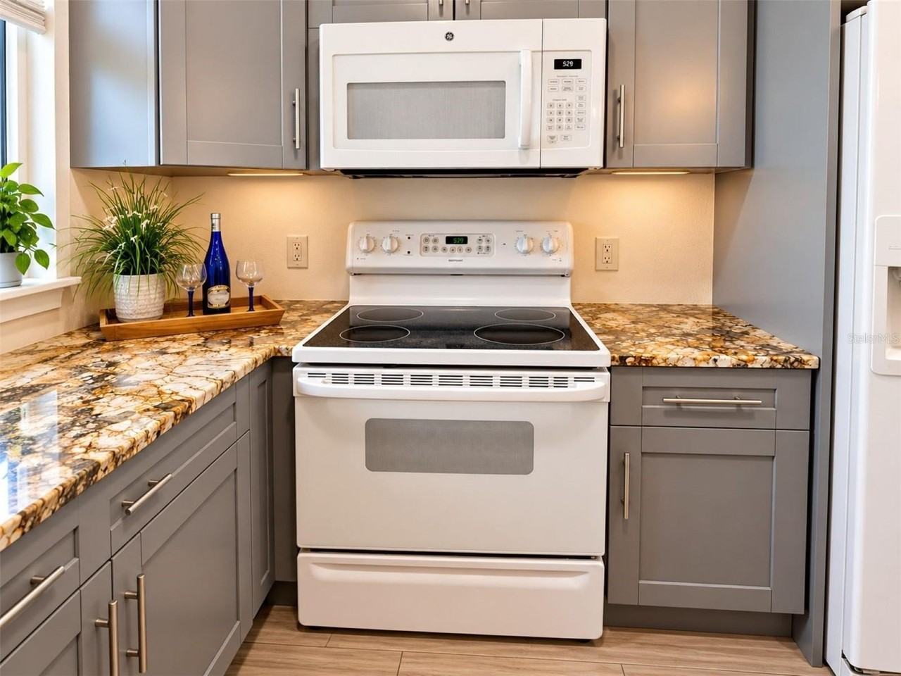 505 66th Ave #11 - Photo 6 of 41