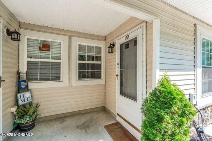 17 Forrest Ct - Photo 3 of 18
