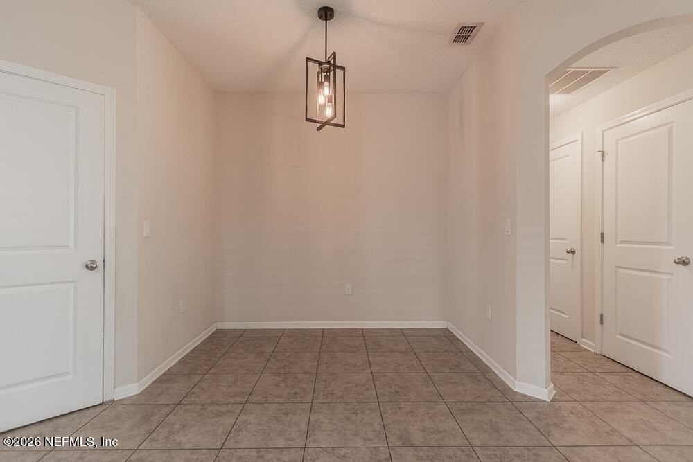 3931 Hammock Bluff Cir - Photo 7 of 50