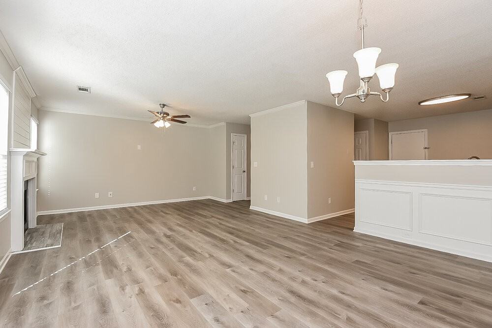 409 Hidden Creek Ct - Photo 6 of 17
