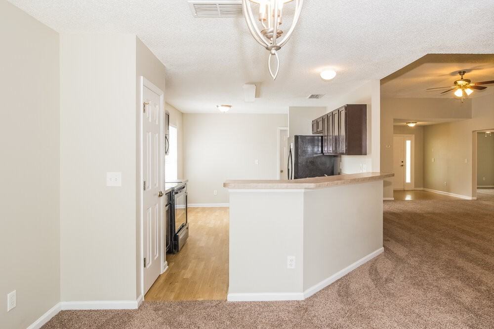 11087 Gullwing Ct - Photo 7 of 15