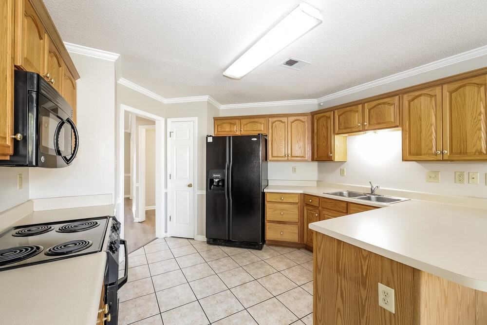 3942 Tamara Dr - Photo 7 of 17