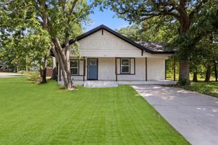 431 W Texas St - Photo 1 of 1
