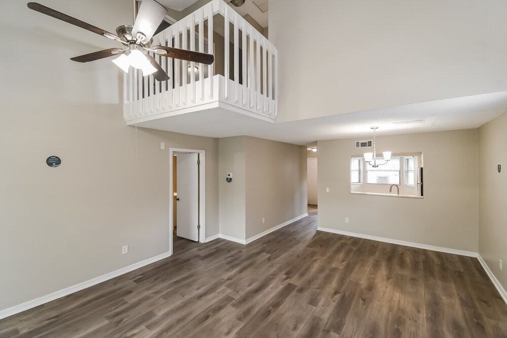 4685 Wassail Dr - Photo 4 of 17