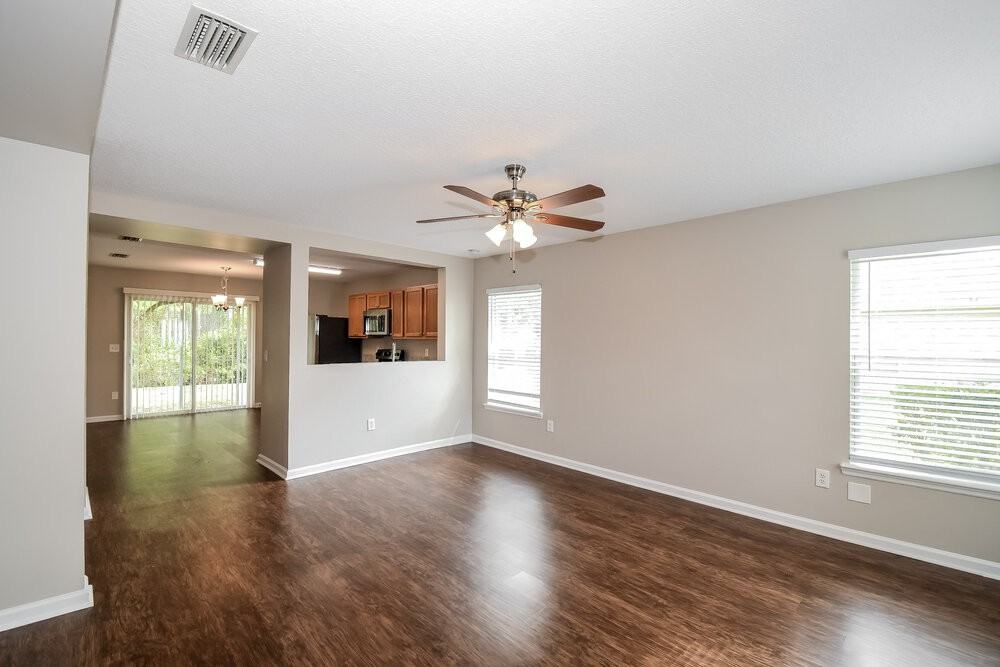 2093 Brian Lakes Dr N - Photo 4 of 16