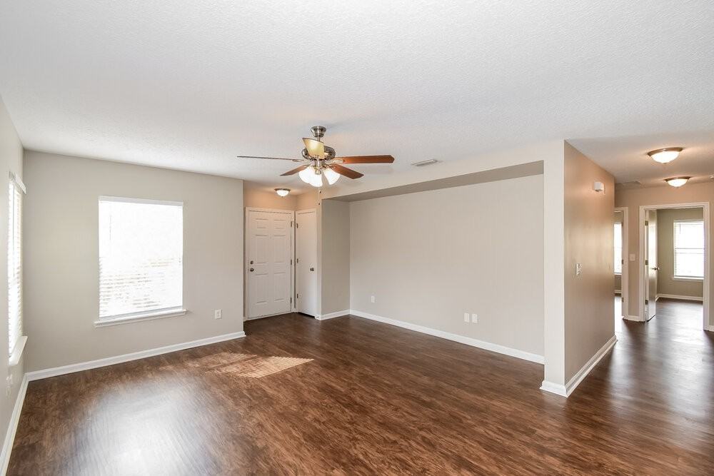 2093 Brian Lakes Dr N - Photo 6 of 16