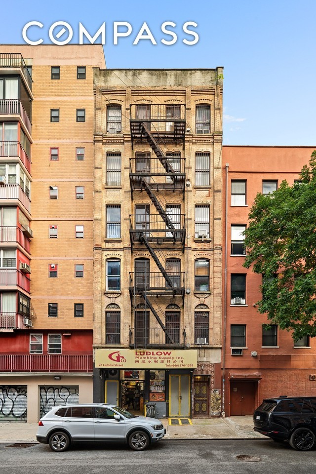 26 Ludlow St #2A - Photo 7 of 7