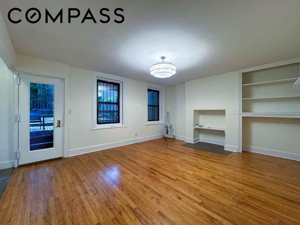 231 Clermont Ave #1R - Photo 3 of 13