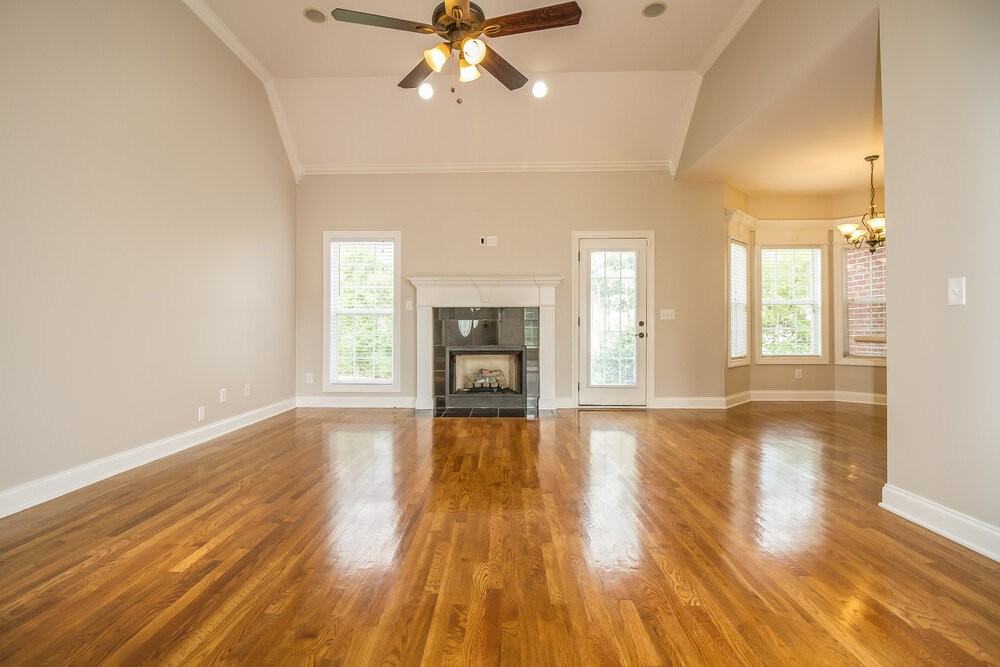 526 Bethany Cir - Photo 2 of 15