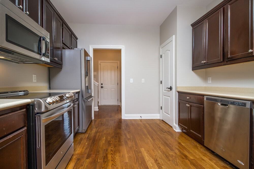 526 Bethany Cir - Photo 6 of 15