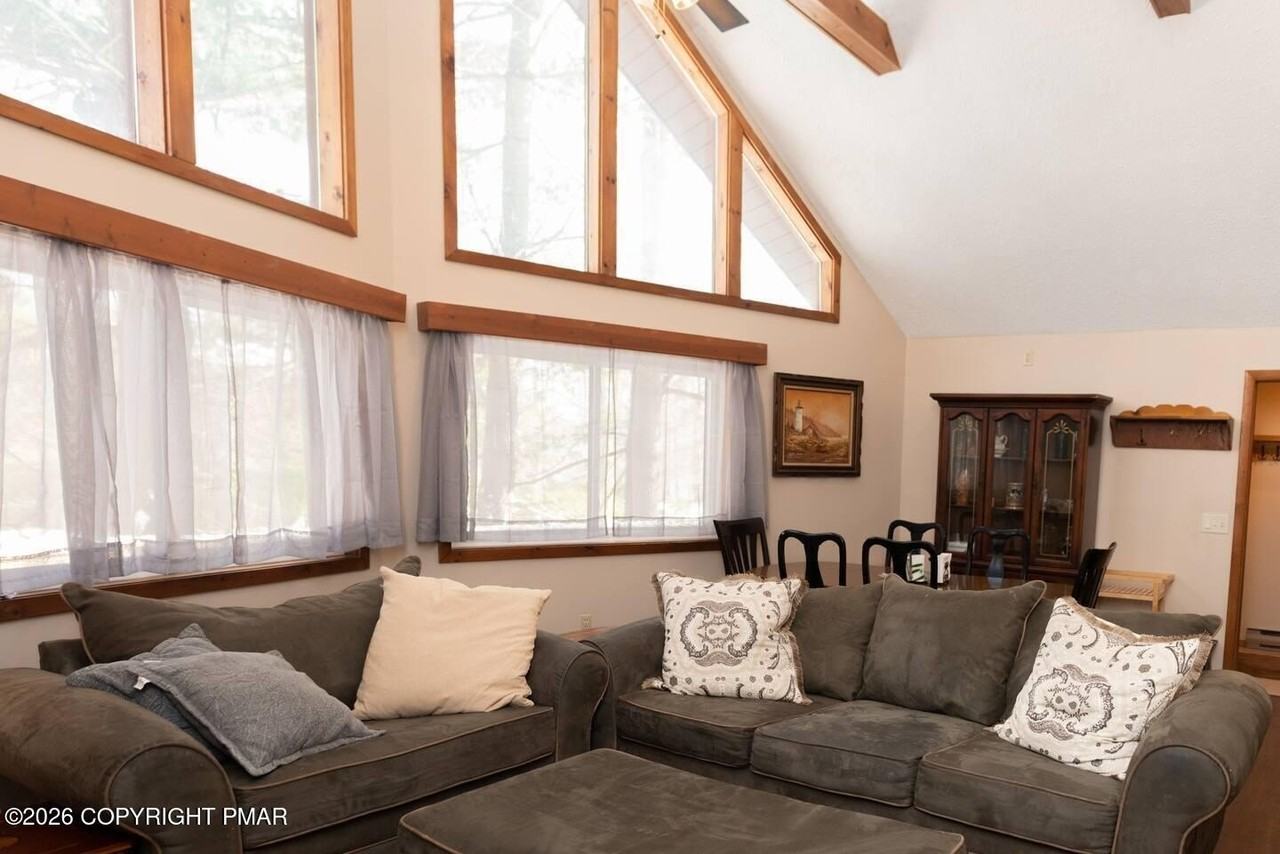 6561 Locust Ln - Photo 3 of 16