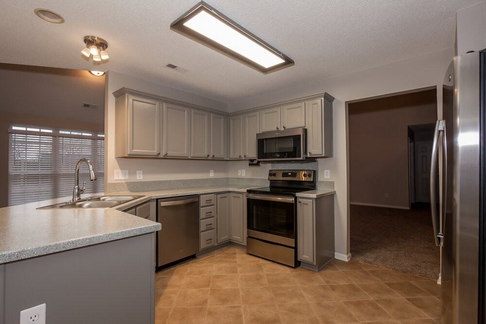 5970 Brookstone Dr Nw - Photo 4 of 15