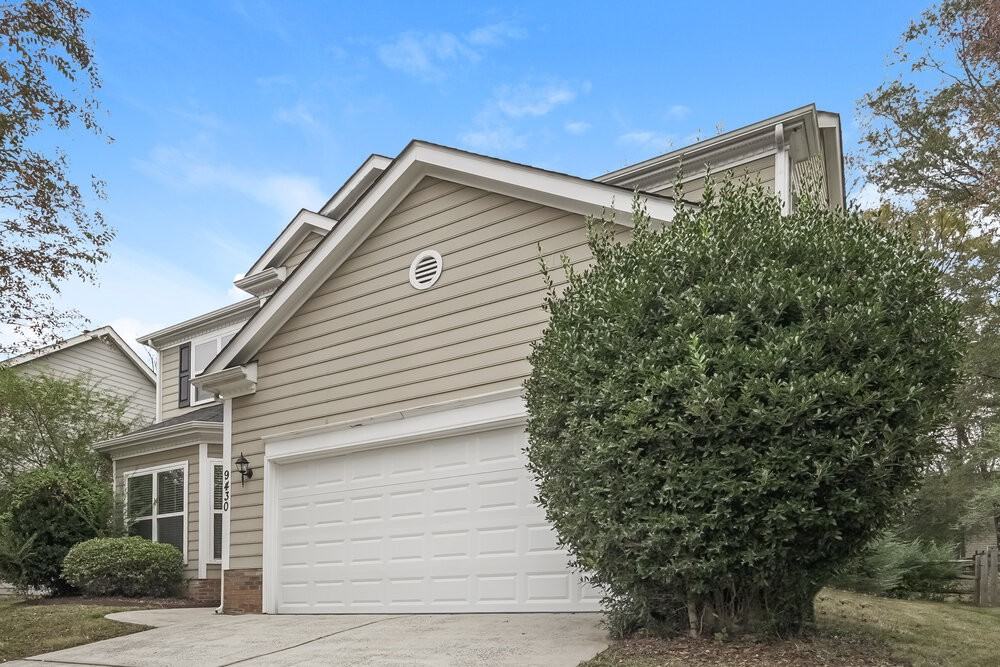 9430 Vera Jones Ln - Photo 4 of 17