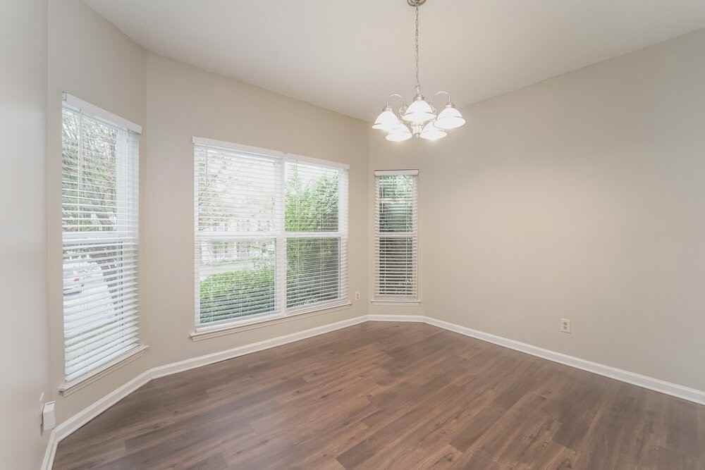 9430 Vera Jones Ln - Photo 5 of 17