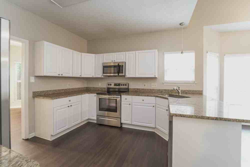 9430 Vera Jones Ln - Photo 7 of 17