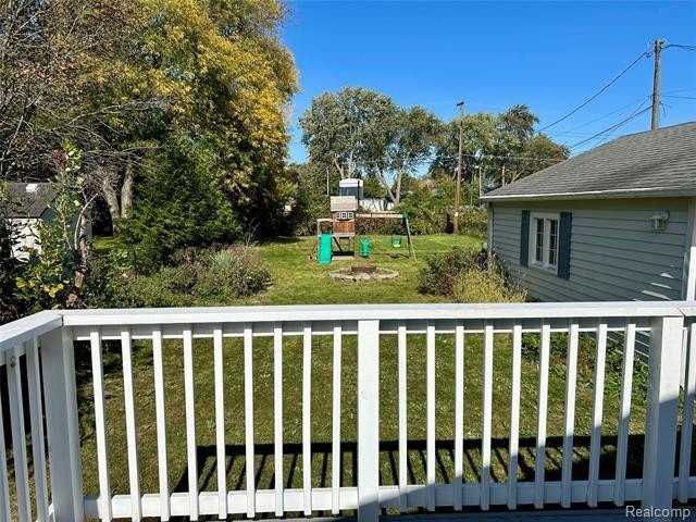 22521 Saint Gertrude St - Photo 7 of 9