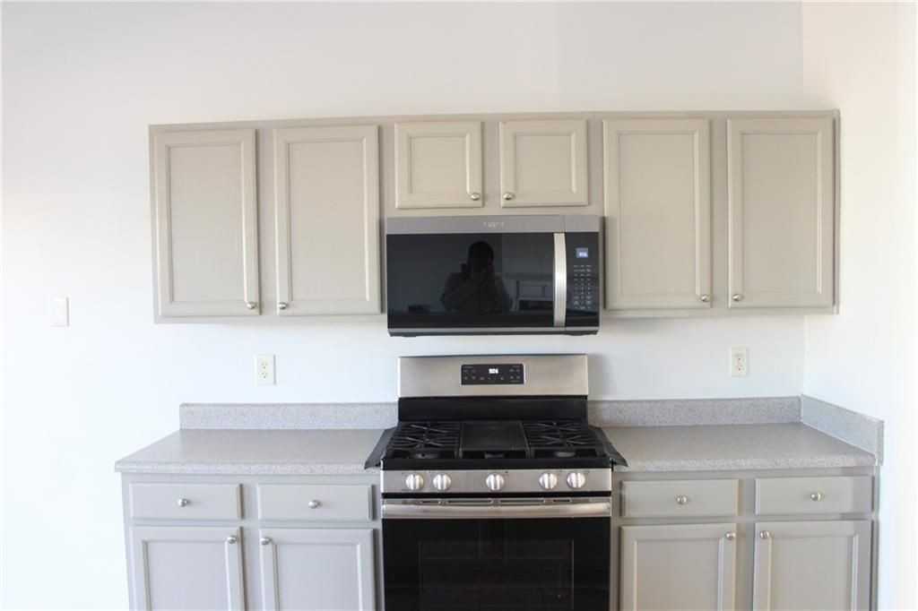 3603 Beacon Rdg - Photo 2 of 33