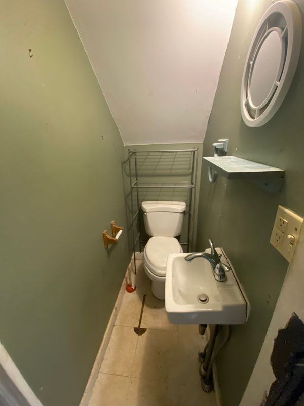 47 Shepard St - Photo 6 of 12
